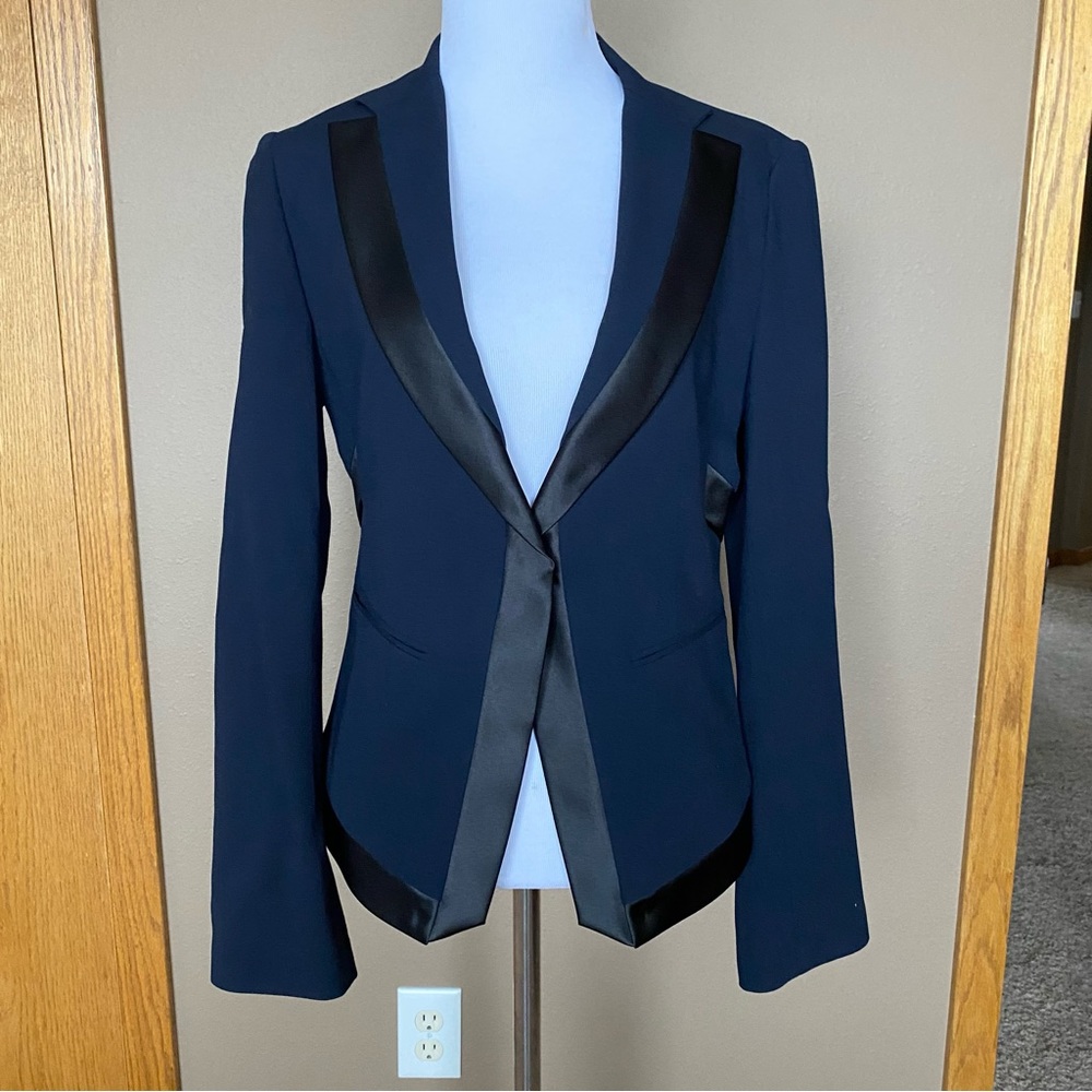 BCBG Maxazria tuxedo jacket